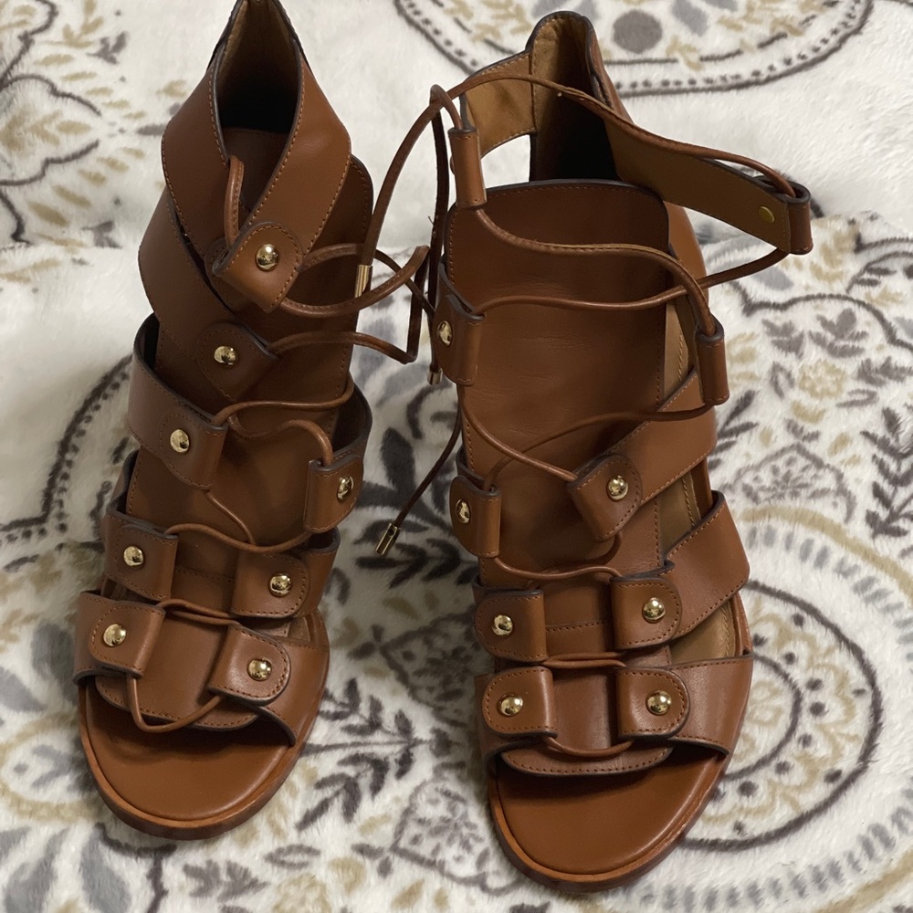 🔥 🔥 Brown Gladiator Sandals